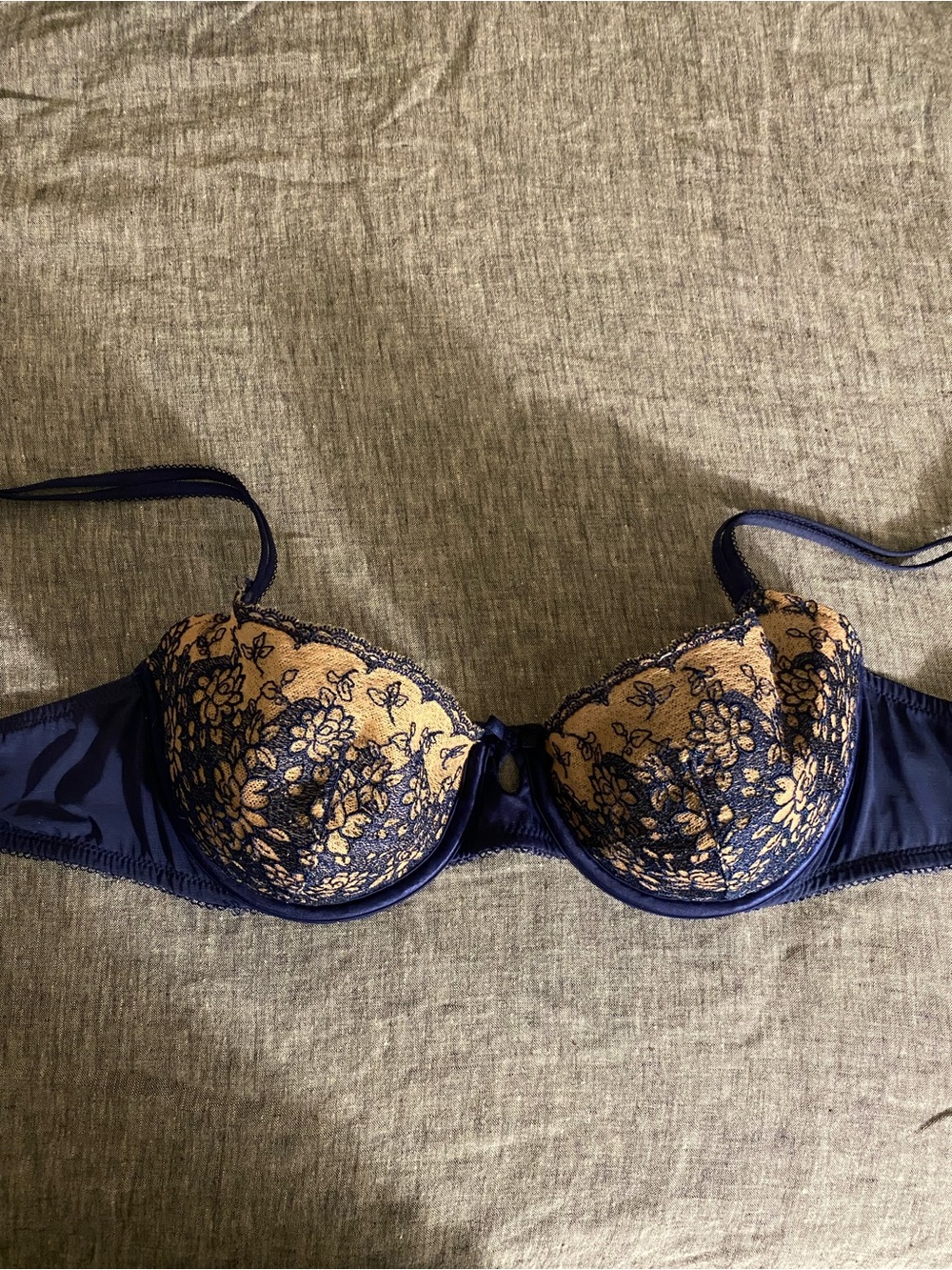 Victoria's Secret Navy and Beige Lace Embroidered Bra